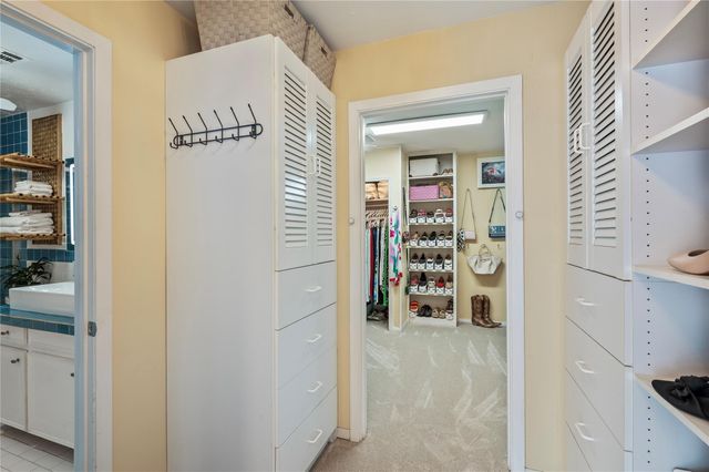 1902 Port Royal Drive, Nassau Bay, TX 77058