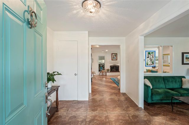 1902 Port Royal Drive, Nassau Bay, TX 77058