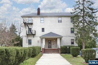 57 Brookway Avenue 2C, Englewood, NJ 07631