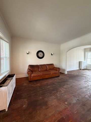 4841 W Quincy Street, Chicago, IL 60644