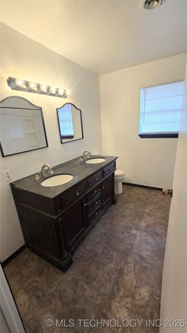 303 Chickasaw Street, Savanna, OK 74565