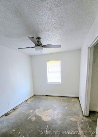 303 Chickasaw Street, Savanna, OK 74565