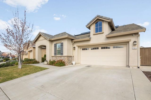 2823 Broken Bit Ln, Rocklin, CA 95765