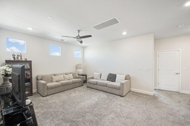 2823 Broken Bit Ln, Rocklin, CA 95765