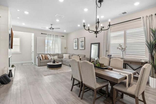 2823 Broken Bit Ln, Rocklin, CA 95765