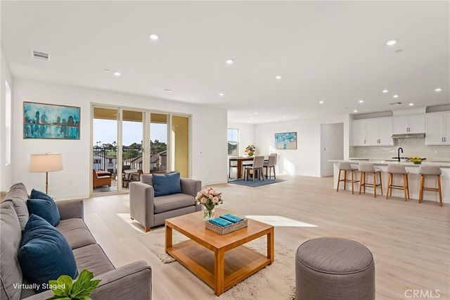1390 Amanda Glen, Escondido, CA 92029