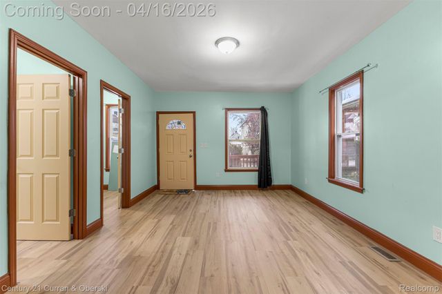 4621 Junction Street, Detroit, MI 48210