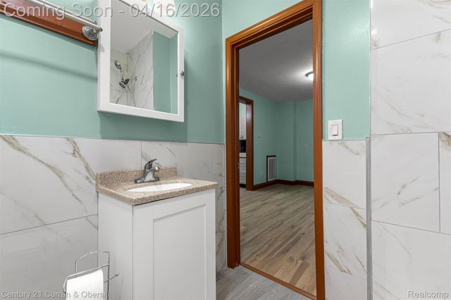 4621 Junction Street, Detroit, MI 48210