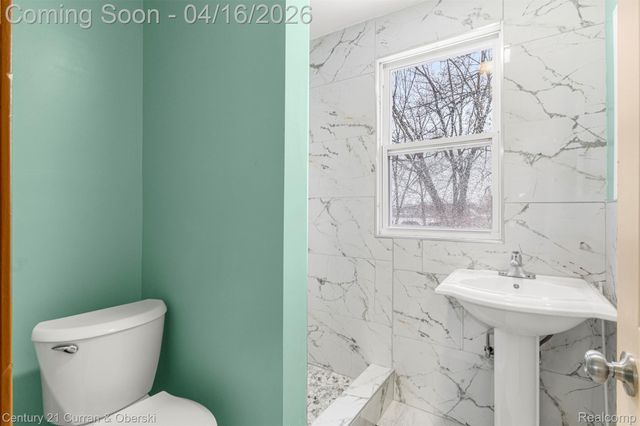 4621 Junction Street, Detroit, MI 48210