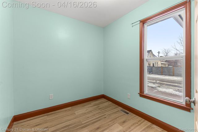 4621 Junction Street, Detroit, MI 48210