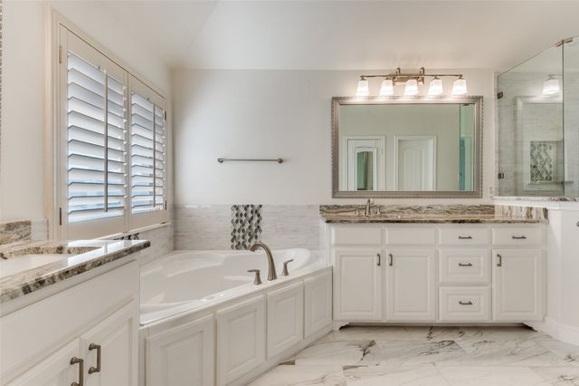 818 La Cima, Irving, TX 75039