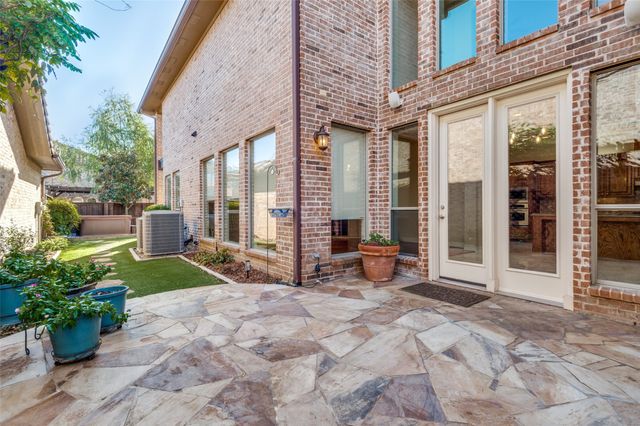 818 La Cima, Irving, TX 75039