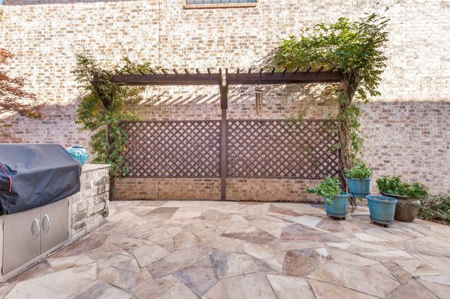 818 La Cima, Irving, TX 75039