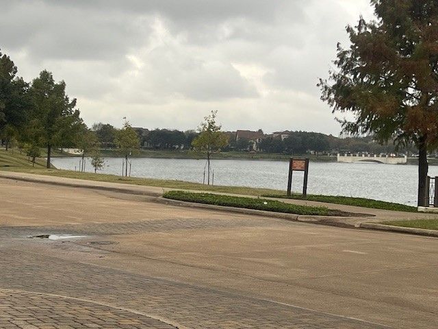 818 La Cima, Irving, TX 75039