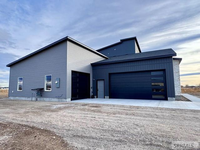 386 N 3744 E, Rigby, ID 83442