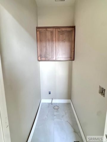 386 N 3744 E, Rigby, ID 83442