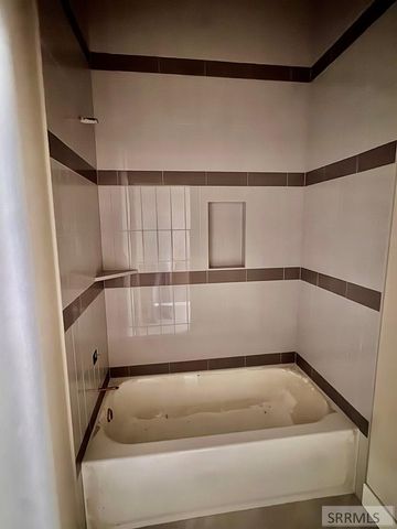 386 N 3744 E, Rigby, ID 83442