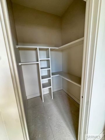 386 N 3744 E, Rigby, ID 83442