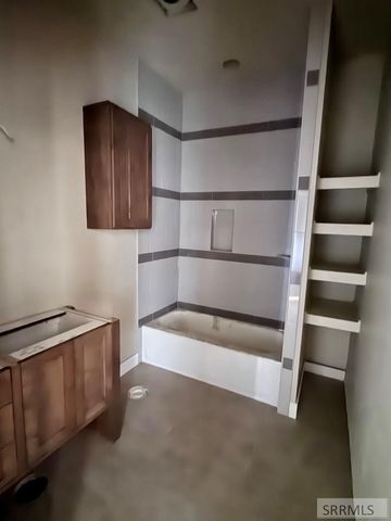 386 N 3744 E, Rigby, ID 83442