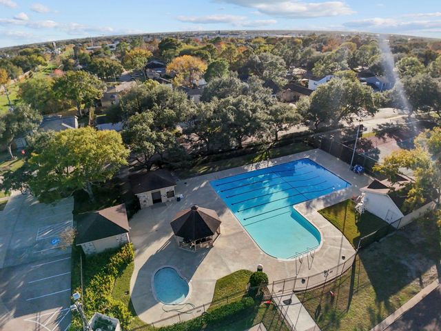 14007 Overbrook Lane, Houston, TX 77077