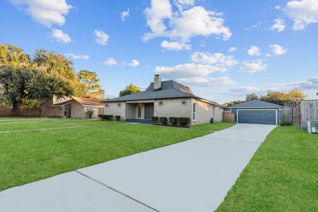 14007 Overbrook Lane, Houston, TX 77077