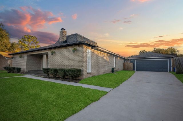 14007 Overbrook Lane, Houston, TX 77077