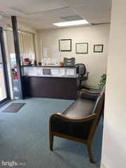 401 S 7TH ST, Akron, PA 17501