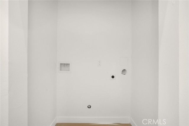 10907 S Main Street, Los Angeles, CA 90061