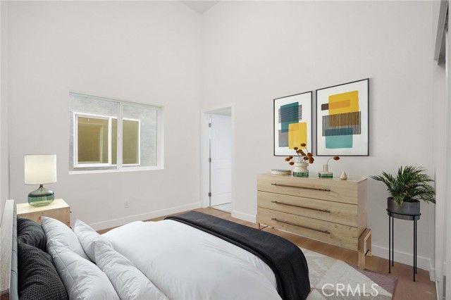 10907 S Main Street, Los Angeles, CA 90061