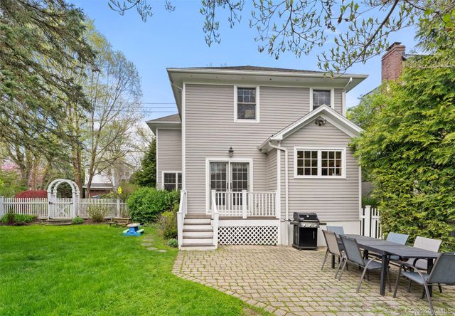 186 Murray Avenue, Larchmont, NY 10538