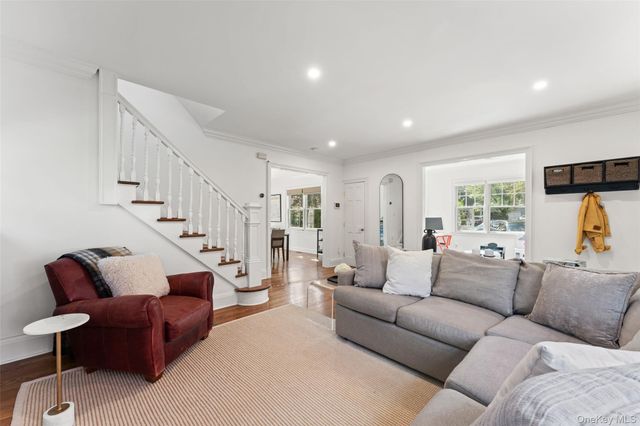186 Murray Avenue, Larchmont, NY 10538