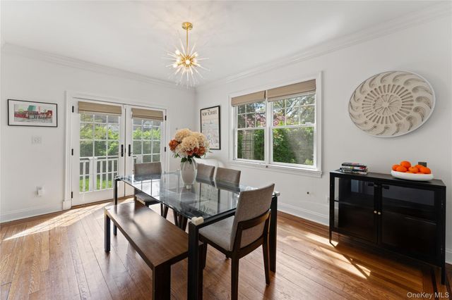186 Murray Avenue, Larchmont, NY 10538