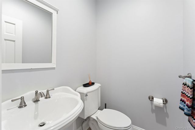 186 Murray Avenue, Larchmont, NY 10538