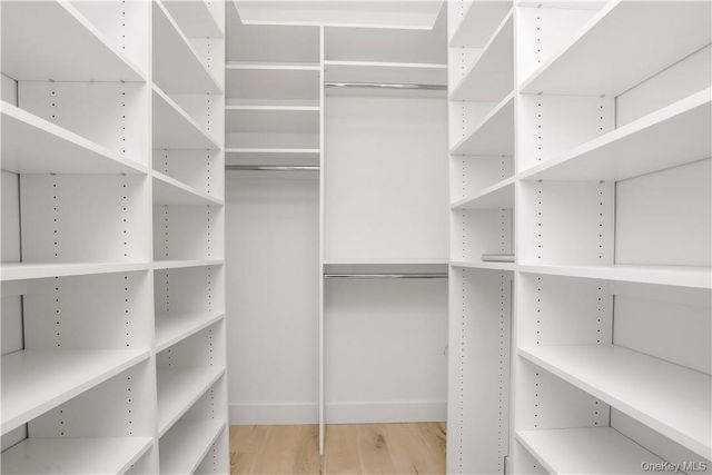 145 Library Lane 4A, Mamaroneck, NY 10543