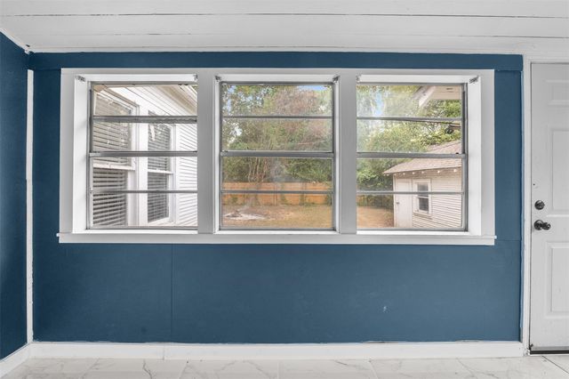 335 N Robb Street, Trinity, TX 75862