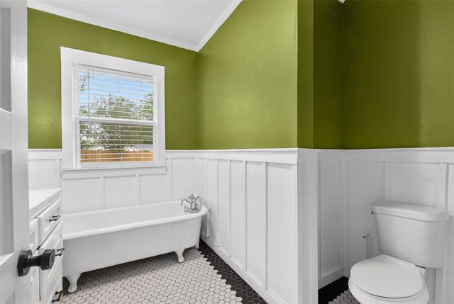 335 N Robb Street, Trinity, TX 75862