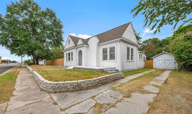 335 N Robb Street, Trinity, TX 75862