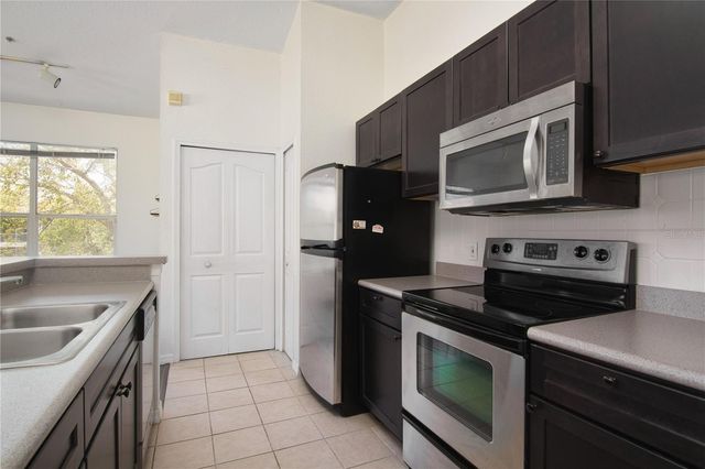 1125 LAKE SHADOW CIRCLE 5311, Maitland, FL 32751