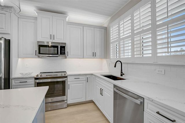 4337 MARINA VIEW WAY, Cortez, FL 34215