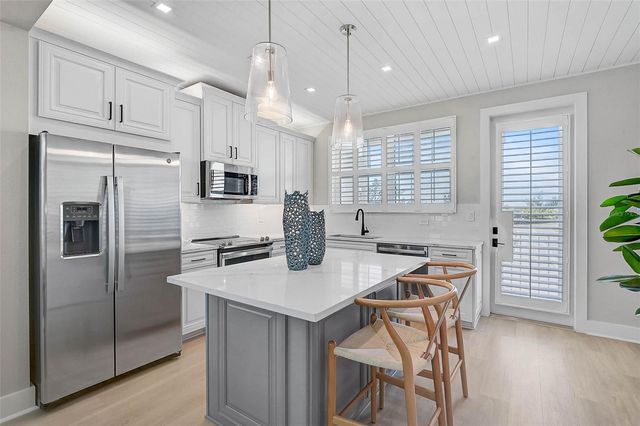 4337 MARINA VIEW WAY, Cortez, FL 34215