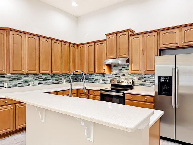 2432 EMERALD ROSE WAY, Apopka, FL 32712