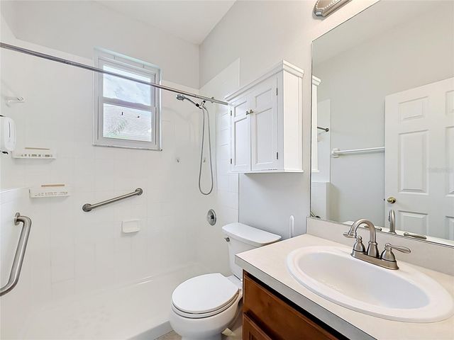 2432 EMERALD ROSE WAY, Apopka, FL 32712
