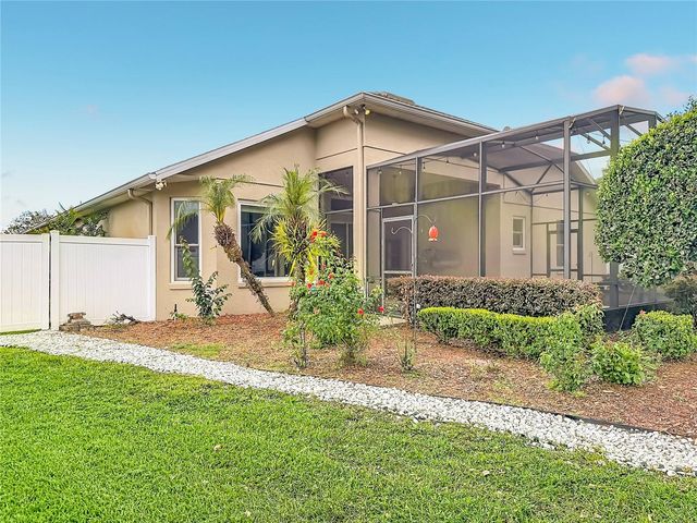 2432 EMERALD ROSE WAY, Apopka, FL 32712