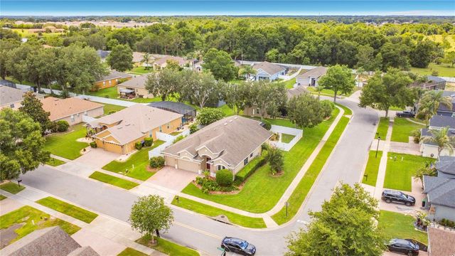 2432 EMERALD ROSE WAY, Apopka, FL 32712