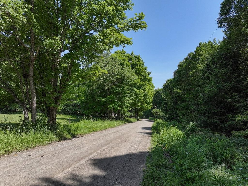 000 Maxfield Road, Waterville, VT 05492