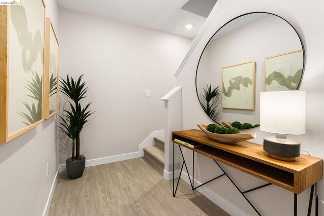 28958 Parkwood Lane 68, Hayward, CA 94544