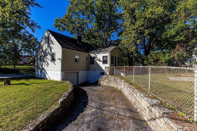 2324 Langdon Farm Road, Cincinnati, OH 45237