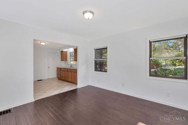 2324 Langdon Farm Road, Cincinnati, OH 45237