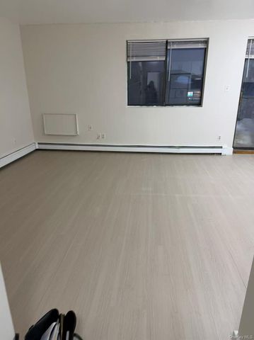 43-55 159th Street 3 FL, Flushing, NY 11358