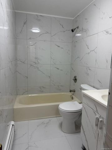 43-55 159th Street 3 FL, Flushing, NY 11358